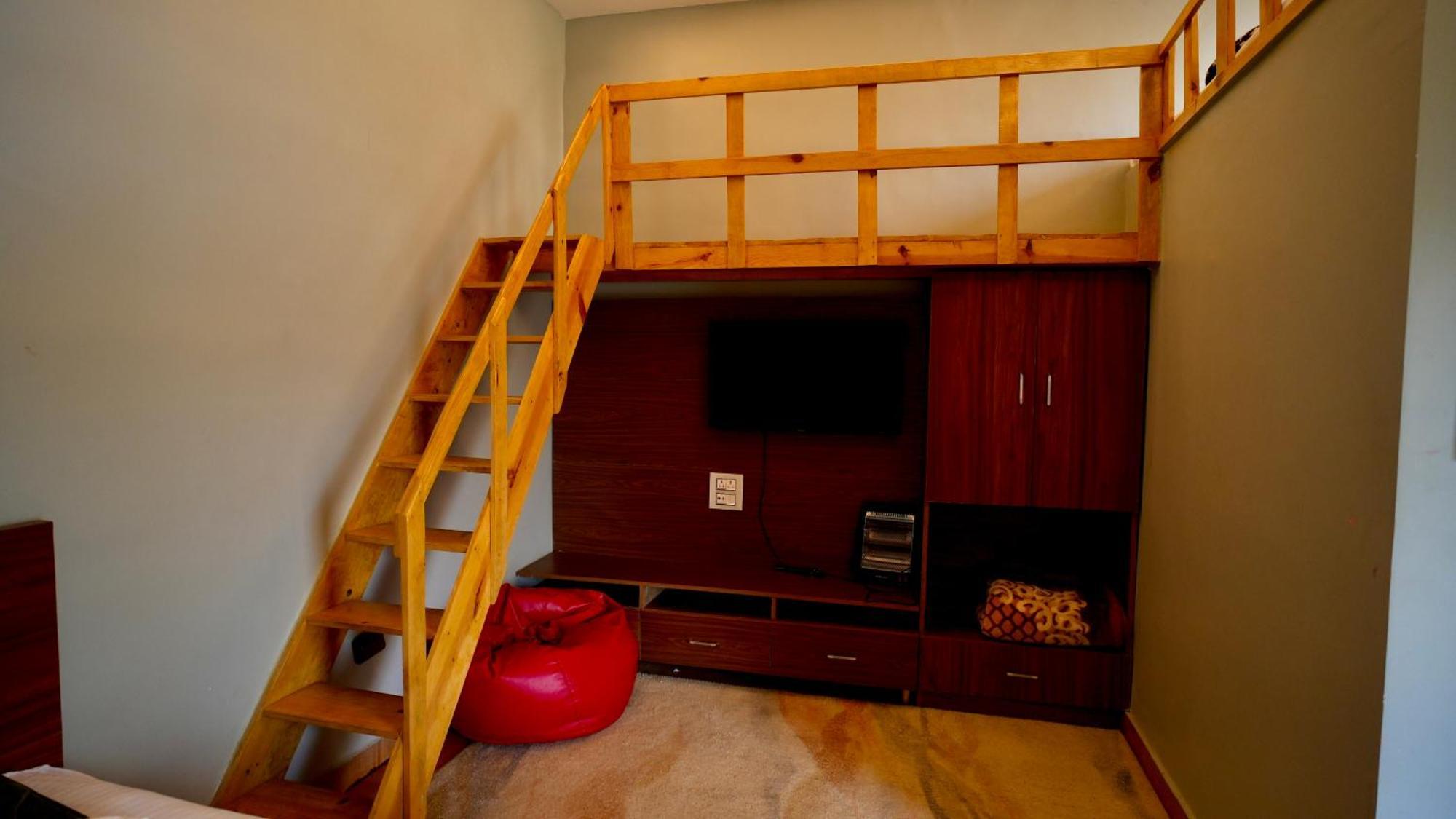 The Foresta By Orchid Hospitality & Holidays Hotel มุกเตชวาร์ ภายนอก รูปภาพ