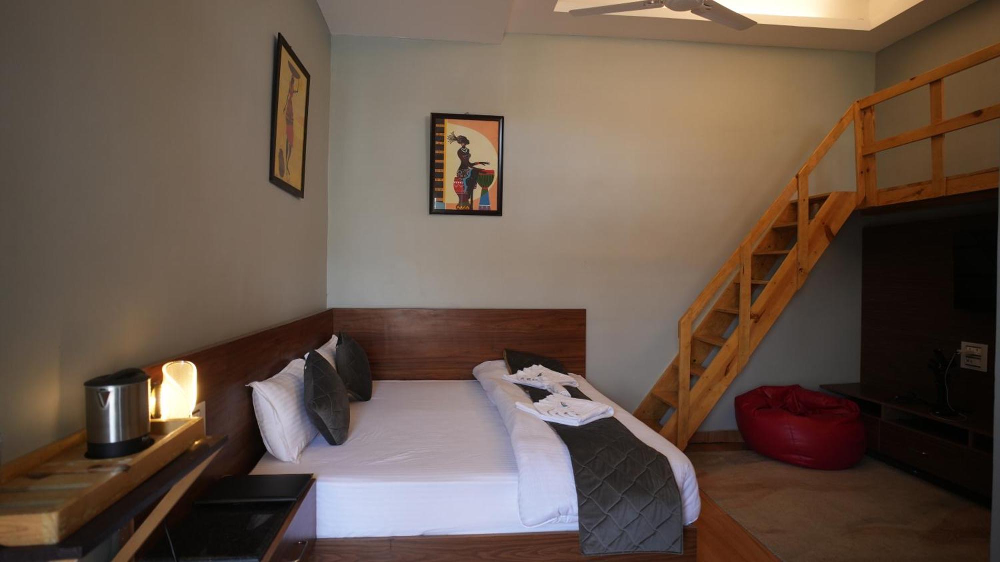 The Foresta By Orchid Hospitality & Holidays Hotel มุกเตชวาร์ ภายนอก รูปภาพ